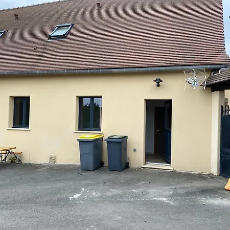 In Guest - In The Countryside Near Beauvais Airport *